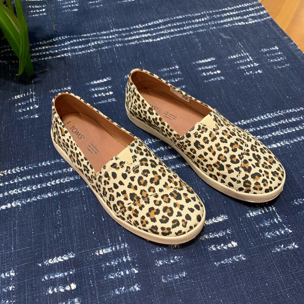 Tom’s Alpargata Animal print slip on shoe